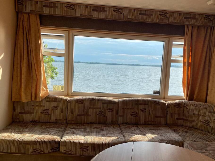 Retro House In Nature Šamorín Екстериор снимка